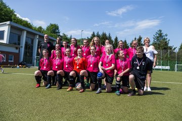 Bild 71 - B-Juniorinnen Pokalfinale SV Henstedt Ulzburg - SG Holstein Sued : 2:0